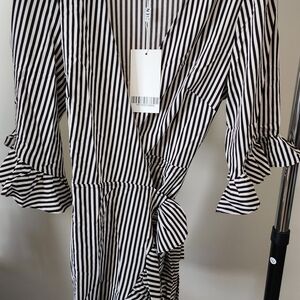 Chic Striped Long Sleeve Dress